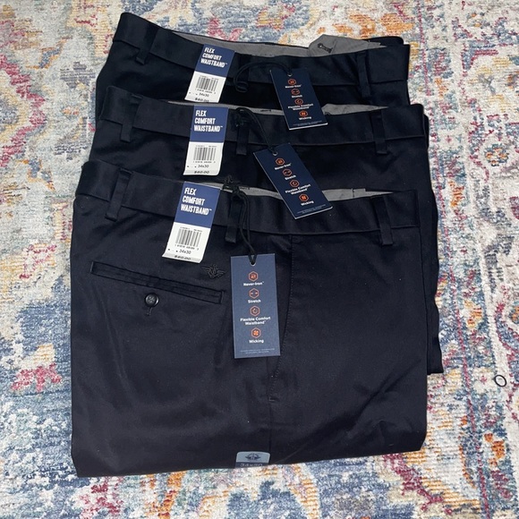 Classic fit flex comfort waistband Dockers pants - Picture 8 of 8